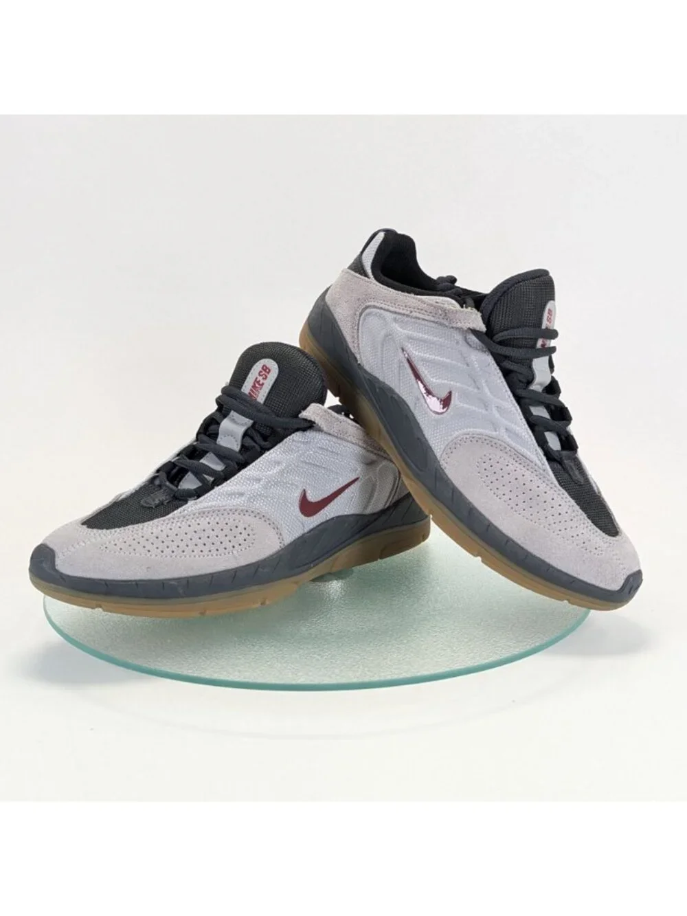 Nike Vertebrae SB Shoes Light Smoke Grey Red FD4691-004 Men's Size 7 Sneakers